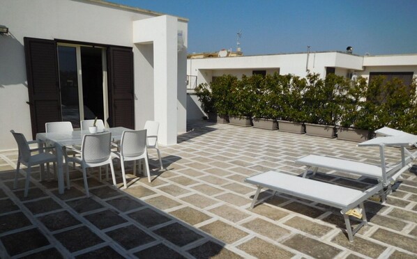 Autumn, Balcony / Terrace / Patio, Spring, Summer