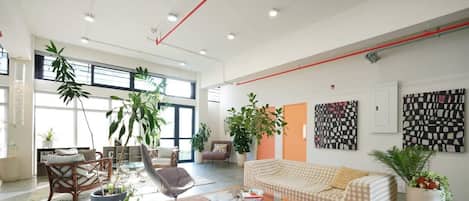 Third party co-working - Available for an additional cost