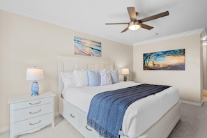 Freshly decorated with marine-themed artwork to create the sensation of being immersed in the ocean.