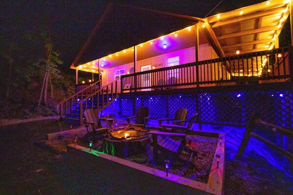 Amazing Lighting Experience with Fire Pit, Charis, Hot tub, Swings