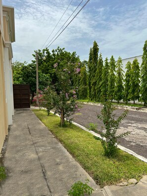 施設の敷地