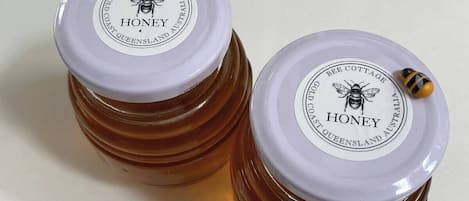 Bathroom amenities