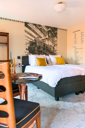 Enjoy a cheap overnight stay at a studio or apartment in central Tilburg—close to the Efteling, Beekse Bergen, and vibrant city life
