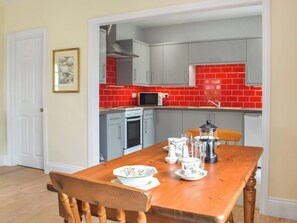 Kitchen/diner | Zeus - Sannan Court, Llanfynydd