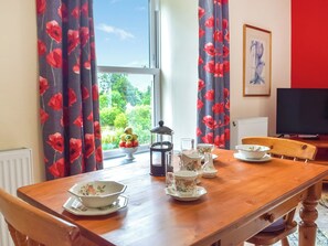 Dining Area | Zeus - Sannan Court, Llanfynydd