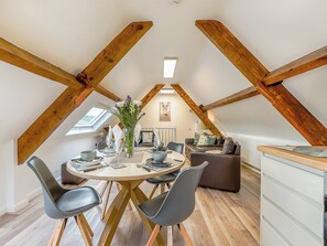 Open plan living space | Brookhouse Barns- Harebell - Brookhouse Barns, Whitby