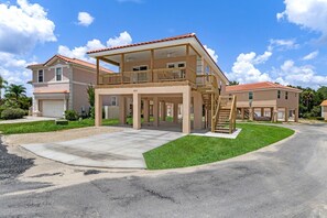 2 BR, 2 BA Tarpon on stilts