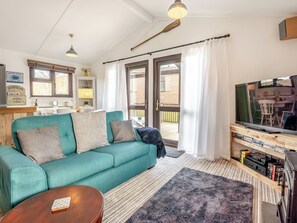 Living area | Green Poplars, Gurnard