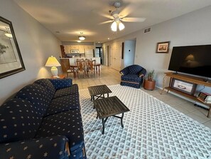 Open Floor Plan Living/Dining