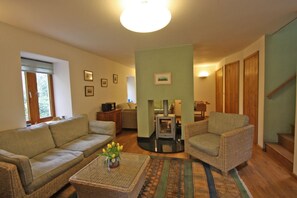 Henllys Lodge, Cilycwm, Llandovery