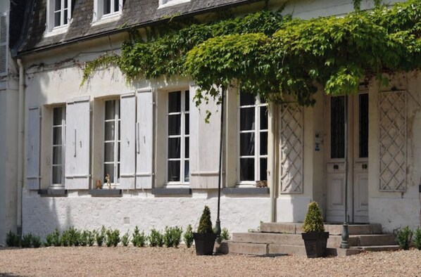 Exterior detail