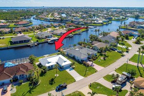 House is located on a quiet, cul-de-sac street on a Gulf access canal