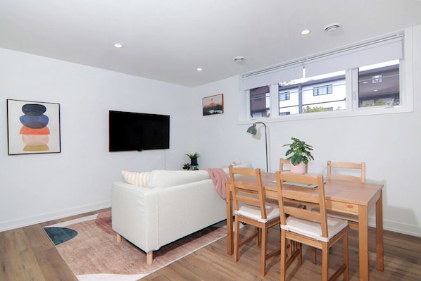 Living Room / Dining Room