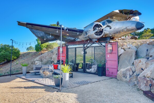 Fallbrook Vacation Rental | 1BR | 1BA | 500 Sq Ft | Small Step for Entry