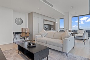 Living Area/Study Nook
