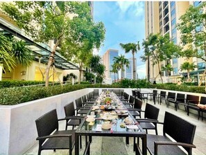 Outdoor dining