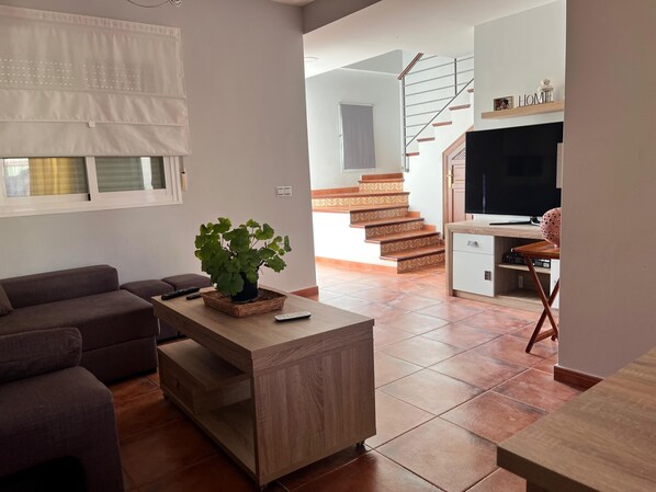 SALON (1)