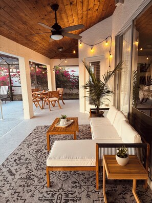 Outdoor dining