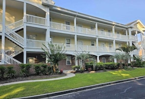 The walk-up condo is on the 2nd floor. Please note there is NO elevator service.