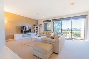 Lounge (2)