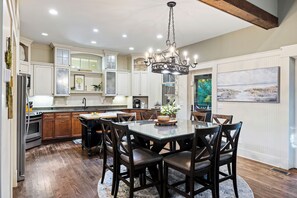 Open floor plan with geogeous kitchen.  Plenty of seating and prep space.