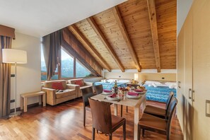 Living and dining room