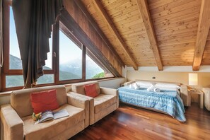 Living and dining room