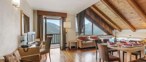 Wohn- und Esszimmer