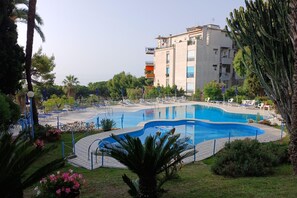 Shared pool