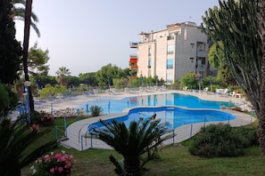 Shared pool