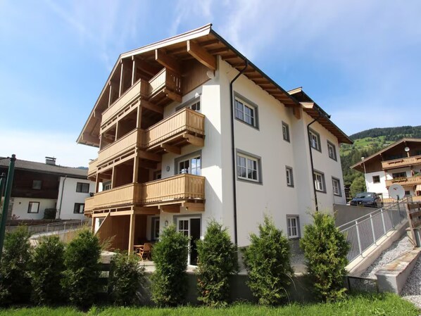 Holiday Home Exterior [summer]