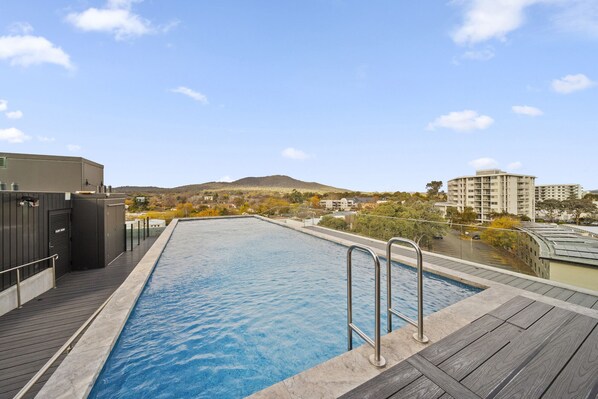 Communal Area - Rooftop Pool