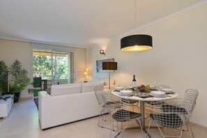 Living-dining room