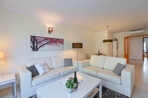 Living-dining room