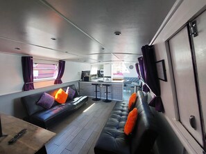 The Joker Boat - Lounge / Bar (1)