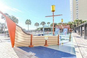 Breakers Resort right adjacent to Marriott Downtown-  VOTED BEST ON THE BEACH- Pirate WaterPark with slides
