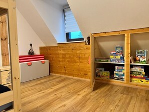 Spielezimmer
