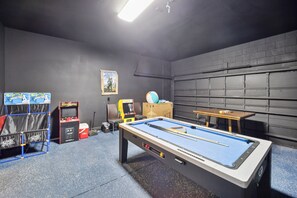 Spielezimmer