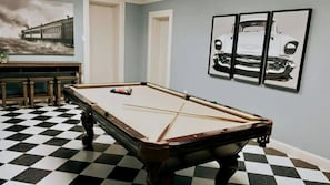 Spielezimmer