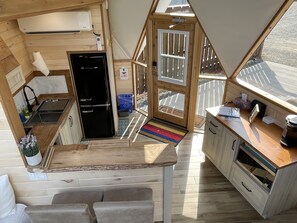 Dome 5 kitchen