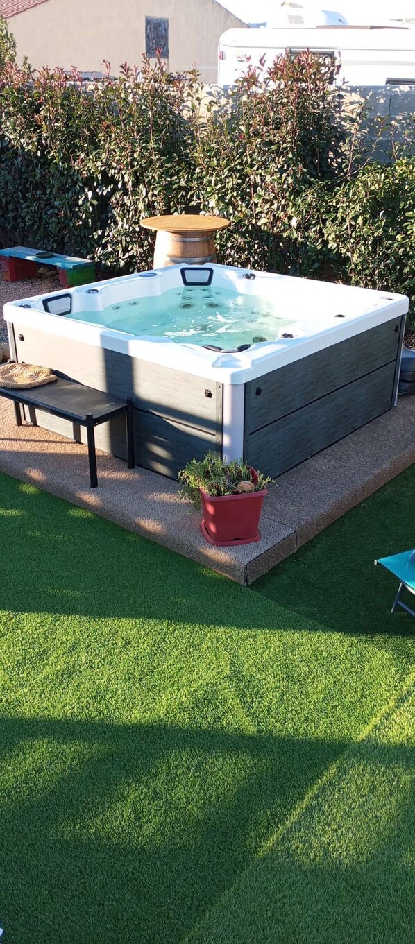 Bubbelpool utomhus