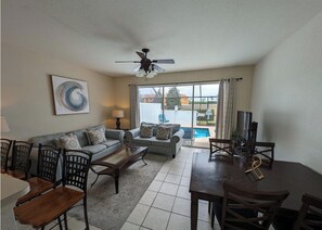 LivingRoomDiningRoom01