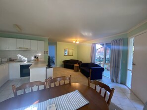 Open style kitchen, dining and living space