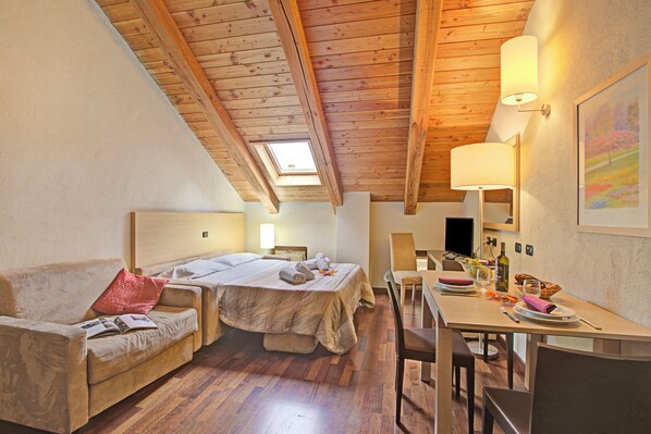 Living and dining room