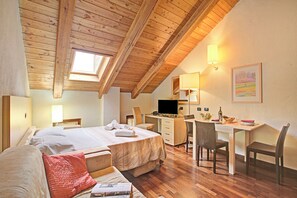 Living and dining room