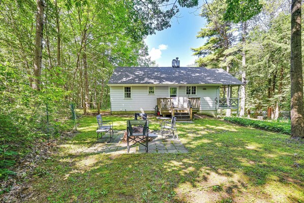 Becket Vacation Rental | 2BR | 1BA | Stairs Required | 816 Sq Ft