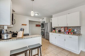 Kitchen | Drip Coffee Maker | Crockpot | Toaster | Washer & Dryer