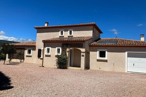 Extérieur maison de vacances [été]