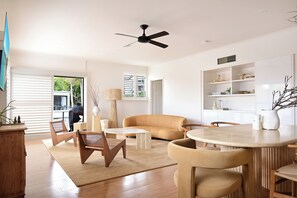 Open plan living and dining area