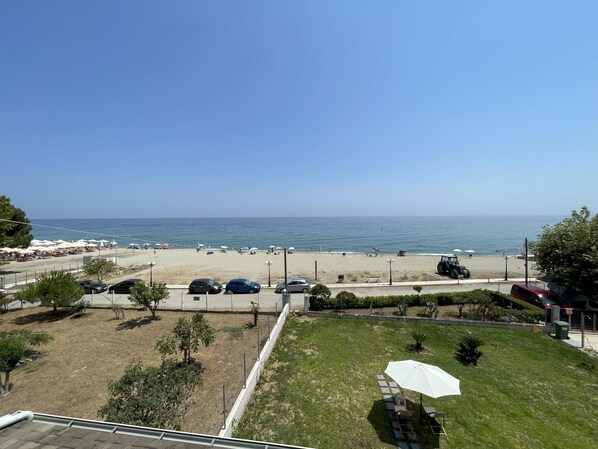 Strand